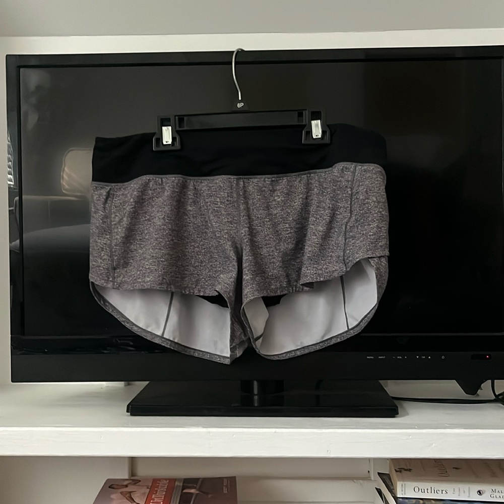 Lululemon Speed Ups 2.5 inch